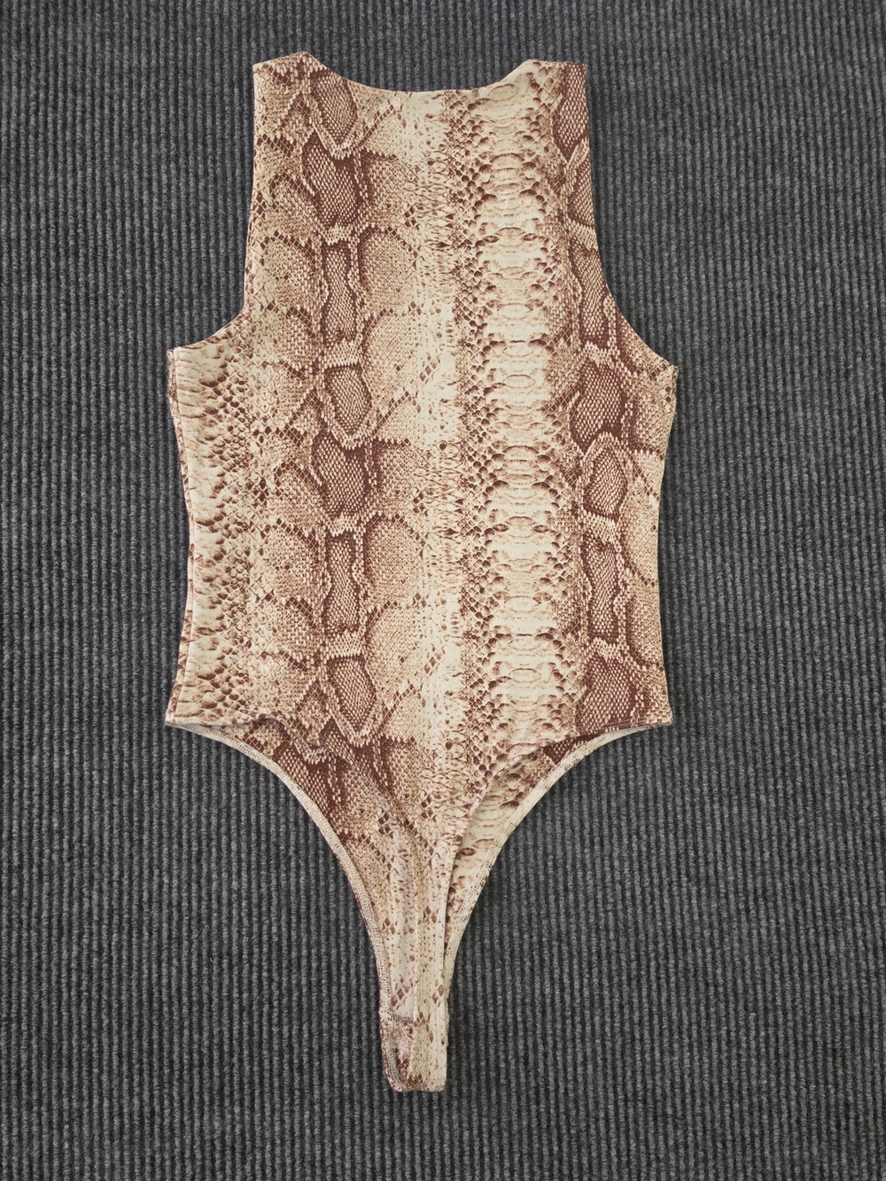 Bar III Brown Snake-Print Sleeveless Bodysuit Size Large - Picture 5 of 5